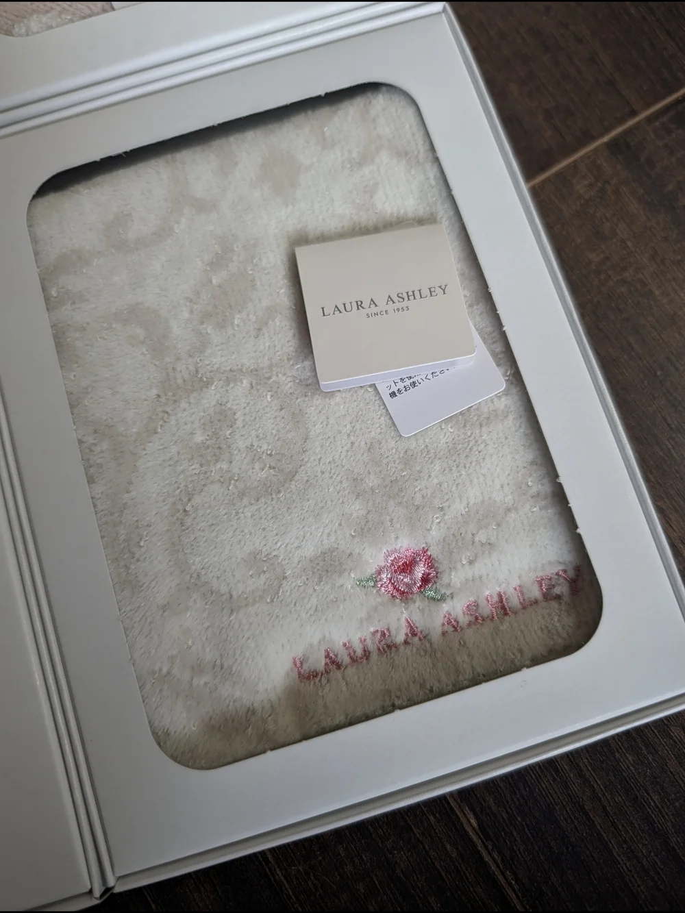 4x Set Takashimaya Japan Patterned Hand Towels - Laura Ashley, Intermode & More